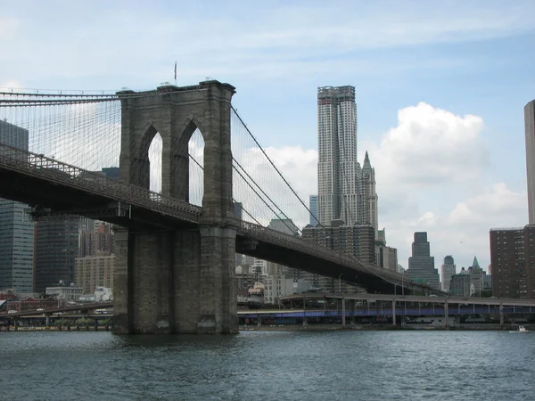 Brooklyn bridge — Stockfoto