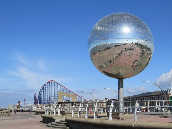 Giant Glitter Ball — Stock Photo, Image