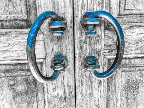 Old Wooden Door Door Handle Rusting Peeling — Stock Photo, Image