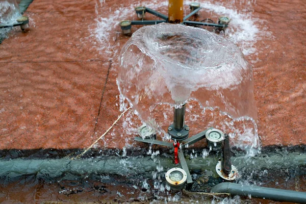 Water part of the fountain system. A device for spraying water. — Stock Photo, Image