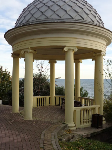 Rotunda on the promenade near the sea, Sochi landmark — Stock Photo, Image
