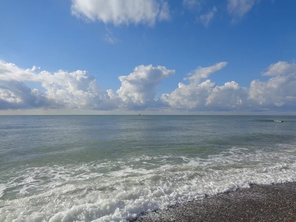 Mar e nuvens — Fotografia de Stock