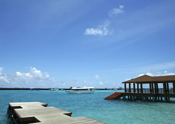 Bella vista sul mare dall'aeroporto di Maldivian — Foto Stock