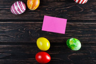 Paskalya yumurtaları kartı