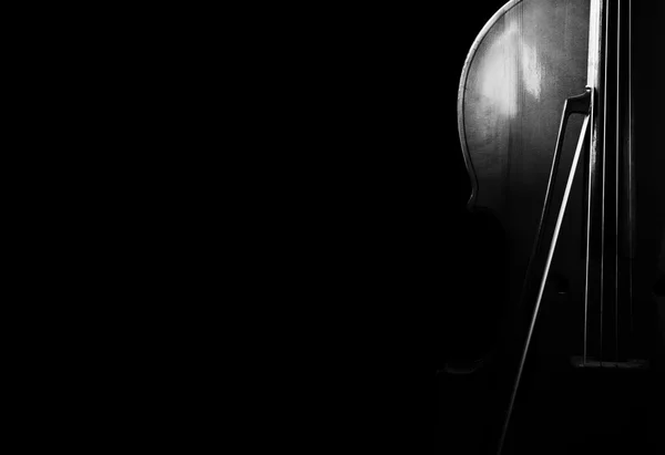 Cello auf schwarzem Hintergrund. — Stockfoto