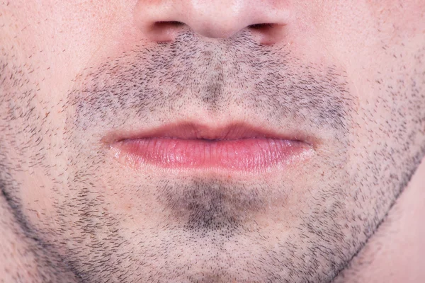 Nahaufnahme der Lippen des Menschen — Stockfoto