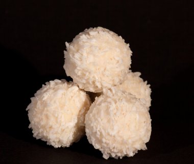 Hindistan cevizi şeker