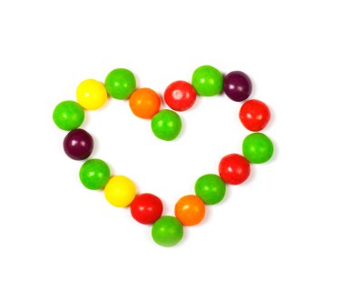 kalp renkli smarties yaptı 