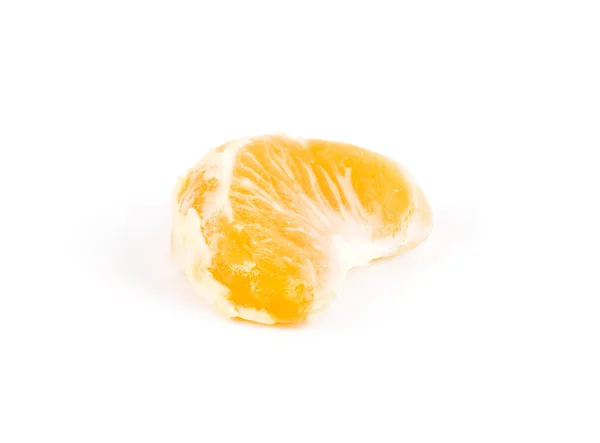 Rebanada de mandarín (montón) sobre fondo blanco — Foto de Stock