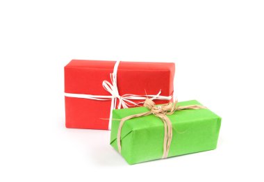 hediye kutuları üzerinde beyaz izole