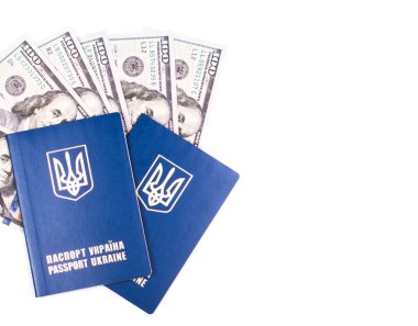 Dolar ile seyahat Ukrayna pasaportu 
