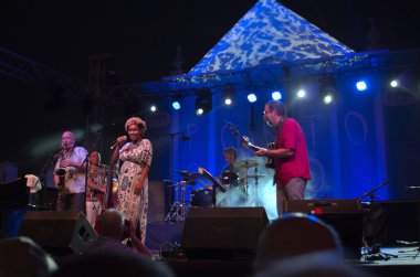 Jenifer Solidade ve Carlos Martins Festivali de değildir, Mundo 2016 yılında Porto Covo yapmak