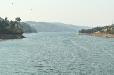 Baraj, Castelo de iyiye işaret tomar