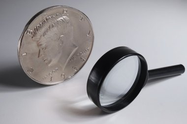 Yarım Doları Jumbo boyutuna büyütülmüş