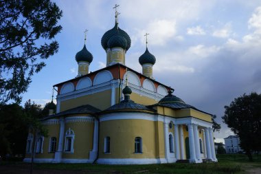 Uglich 'teki Şekil Değiştirme Katedrali. - Rusya. Yaz