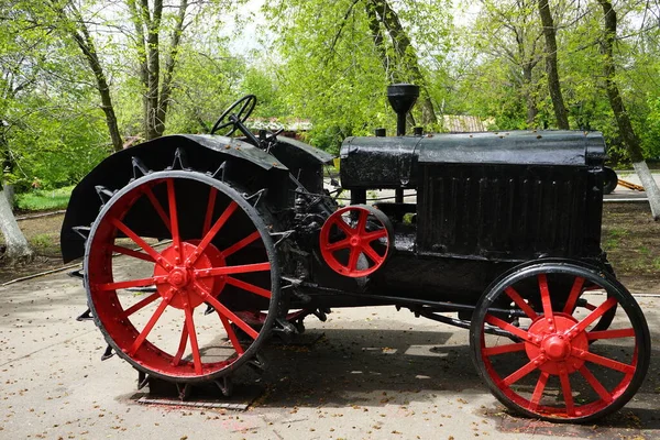 Viejo Coche Parque Victoria Sokolovaya Gora Saratov Rusia — Foto de Stock