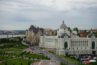Gözlem güvertesindeki yağmurdan sonra Kazan.