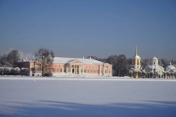 Inverno Nel Parco Palazzo Chiesa Nel Parco Kuskovo Inverno Mosca Immagini Stock Royalty Free