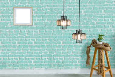 Boş oda içi beton duvar ve ahşap zemin, modern lamba.