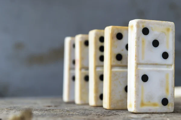 Oyun domino taşları 