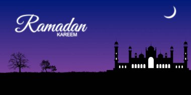 Ağaçlı gece camisi silueti. Ramazan Kareem bayrağı. Vektör illüstrasyonu