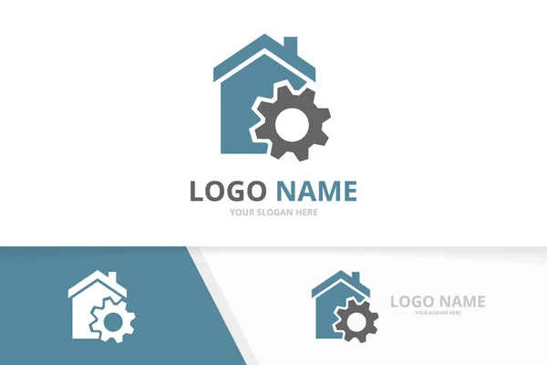 Kombinace vektorového realitního a převodového loga. Unikátní šablona návrhu logotypu výrobního domu. — Stockový vektor