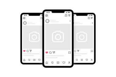 Kyiv, Ukrayna - 1 Ağustos 2021: UI ile akıllı telefon, sunum şablonu için UX arayüz modeli. Instagram arayüzü ile gerçekçi bir telefon sunumu. Akıllı telefon tasarımı hakkında Instagram web sayfası