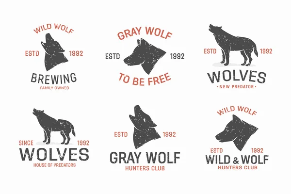 Vintage wolf logo ve etiket tasarım öğeleri kümesi — Stok Vektör