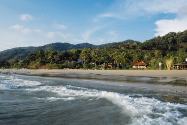 bir tropik ada Beach bungalov