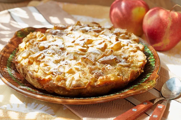 Frischer Apfelkuchen — Stockfoto