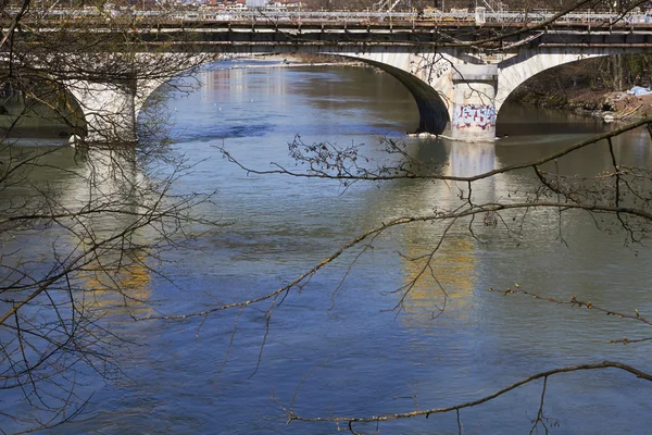 Köprüde Arve Nehri'nin, Geneva, İsviçre