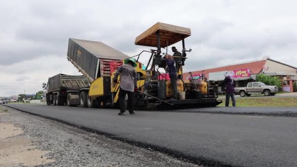 Surin Tayland Haziran 2021 Asphalt Paving Machines Yolda Çalışıyor Asfalt — Stok video