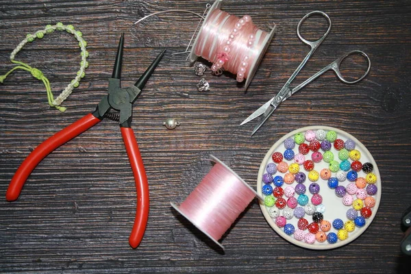 Sieraden Maken Thuiswerkplaats Achtergrond Schoonheid Creativiteit Ambachtelijke Concept — Stockfoto