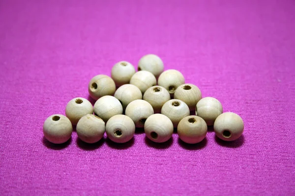 White Beads Spread Pink Background Space Text — Stock Photo, Image