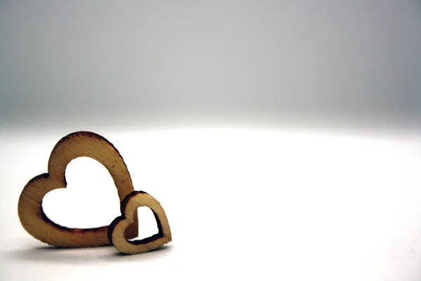 木製の心でバレンタインデーの背景 — ストック写真