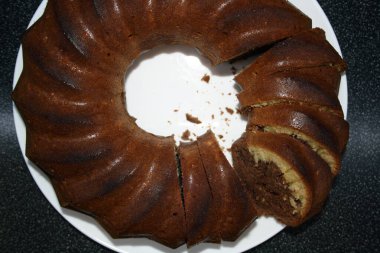 Sünger kek pişirme hazırlığı sıralaması. Boşluk.