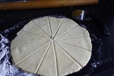 Hamur, simit yapmak için hazır..