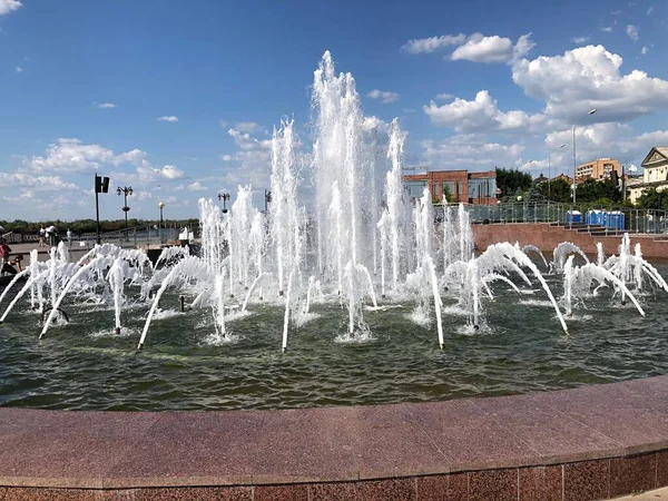 Fountain Volga River Embankment Astrakhan — Stock Photo, Image