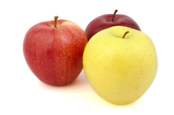 Набор красных и желтых яблок — стоковое фото