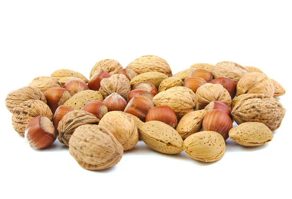 Kacang campuran, kenari, almond dan hazelnut — Stok Foto