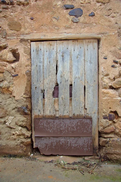 Porta de madeira velha e vintage — Fotografia de Stock