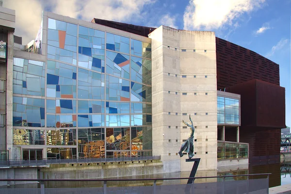 Palácio do Congresso Euskalduna em Bilbau, País Basco, Espanha — Fotografia de Stock