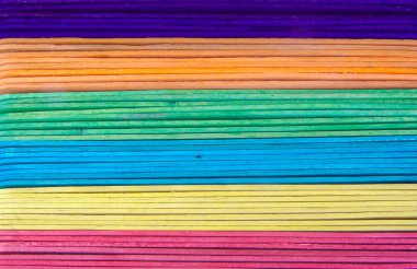 Tatil tekne kümesi beyaz bir arka plan üzerine yapışır. Renkli bastırıcılar