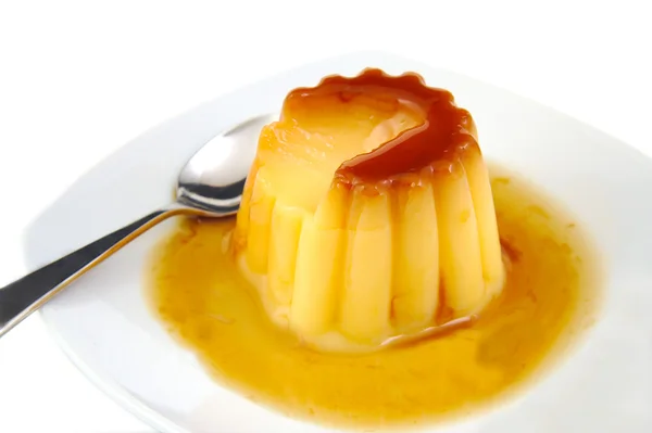 Creme caramel, caramel custard or custard pudding isolated on white background — Stock Photo, Image