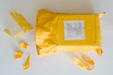 Sarı parsel Çin'den açılış.