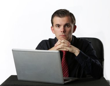 duygusal adam ve dizüstü