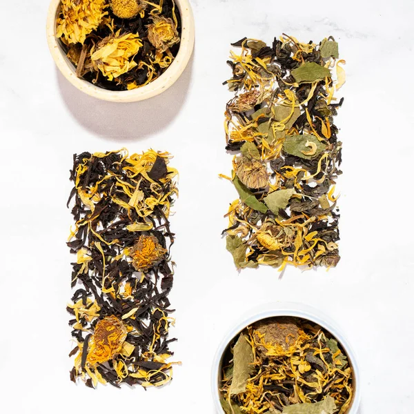 Scattering Dry Homemade Herbal Tea Black Tea Calendula Lemon Balm — Stock Photo, Image