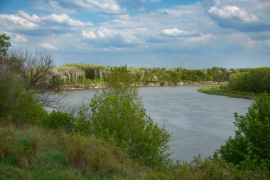 Nehir manzarası harika.