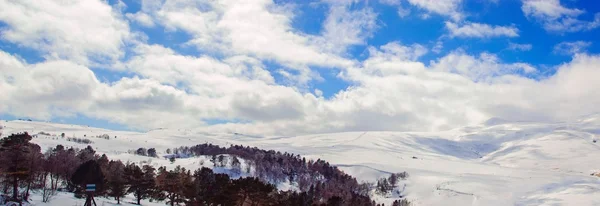 Panorama des hauts plateaux Lago-Naki — Photo