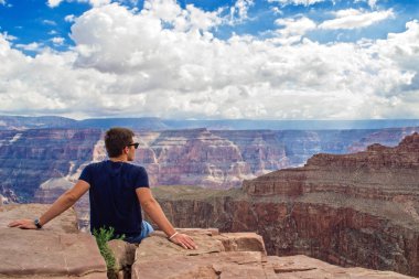 Büyük Kanyon toplayan hayran adam